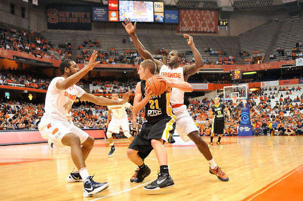 莱昂纳多：我知道本轮比赛特别重要，因此坚持带伤出场